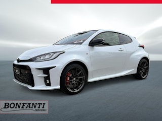 Vehicle image TOYOTA GR YARIS 0 Vehicle image TOYOTA GR YARIS 0