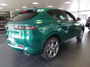 Alfa Romeo Tonale 1.3 Plug-in Hybrid Tributo Italiano Q4