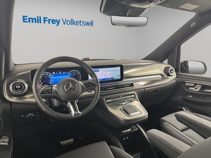 Vehicle image MERCEDES-BENZ V-CLASS