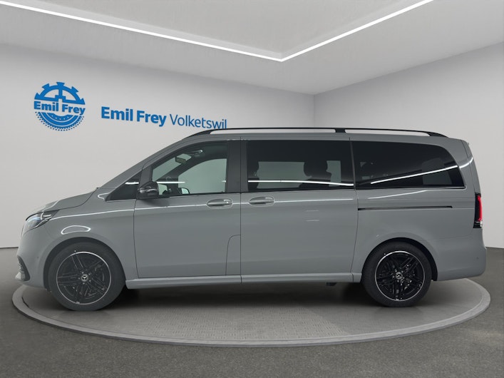 Vehicle image MERCEDES-BENZ V-CLASS