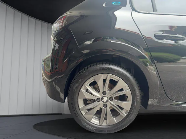 Peugeot 208 e-GT Pack