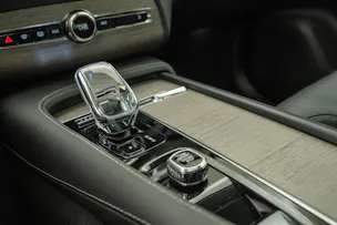 Volvo XC90 2.0 T8 TE XCLUSIVE Dark 7P. eAWD