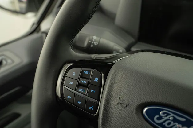 Ford E-Transit C Van 320 L1 Trend