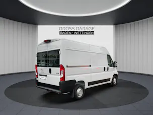 Peugeot Boxer Kaw. 335 L2H2 2.2 BlueHDi 140 S/S