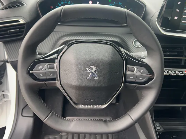 Peugeot 208 e-Active Pack