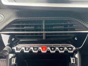 Peugeot 208 e-Active Pack