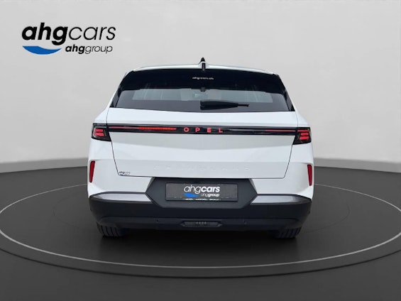 Vehicle image 3 Vehicle image 3