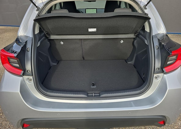 Vehicle image 9 Vehicle image 9