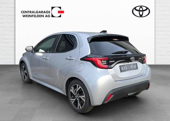 Vehicle image 3 Vehicle image 3