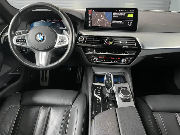 BMW 530e xDrive SAG Touring