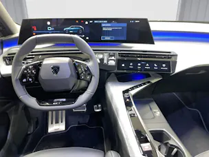 Peugeot 5008 1.2 Hybrid GT