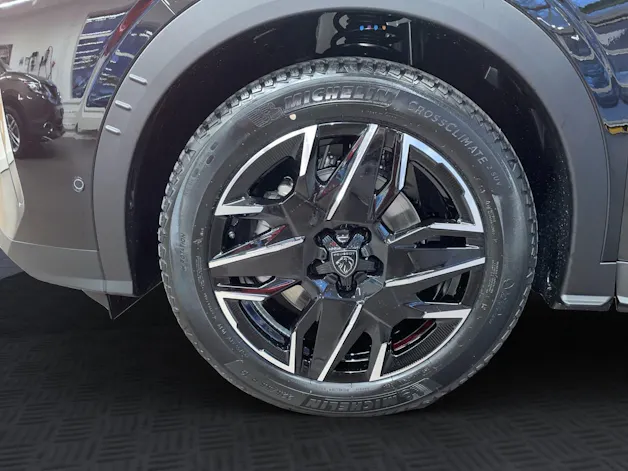 Peugeot 5008 1.2 Hybrid GT