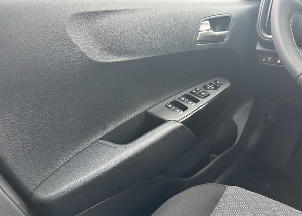 Vehicle image 11 Vehicle image 11