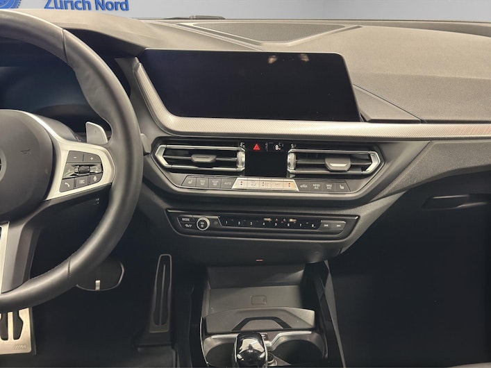 Vehicle image BMW 1 SERIES