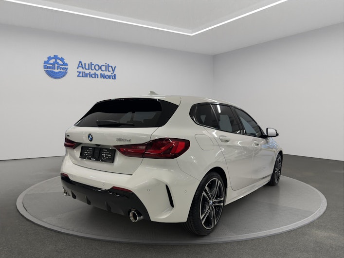 Vehicle image BMW 1 SERIES