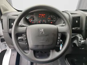 Peugeot Boxer Kaw. 335 L2H2 2.2 BlueHDi 140 S/S