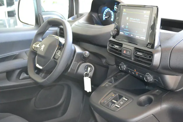 Peugeot e-Partner Kaw. 800 Long 50 kWh