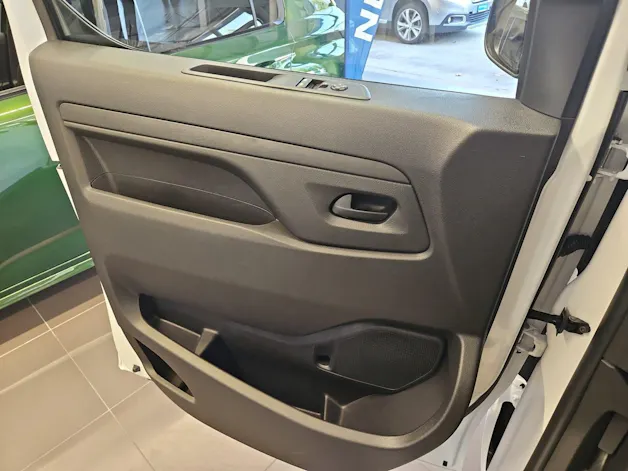 Peugeot Expert Kaw. Standard 2.0 BlueHDi 145 S/S
