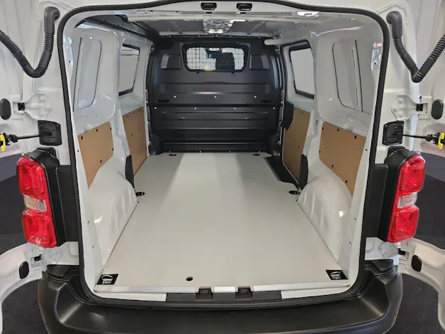 Peugeot Expert Kaw. Standard 2.0 BlueHDi 145 S/S