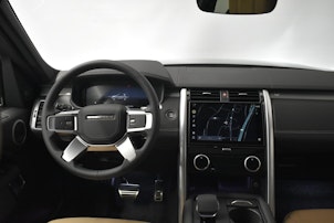 Vehicle image LAND ROVER Discovery 3.0 D I6 350 Dynamic HSE