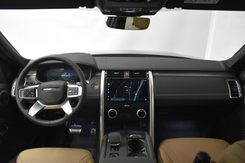 Vehicle image LAND ROVER DISCOVERY