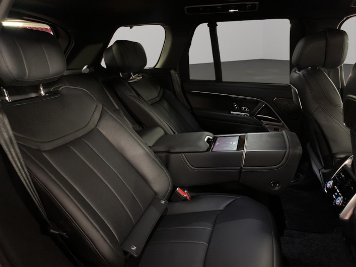 Vehicle image LAND ROVER RANGE ROVER