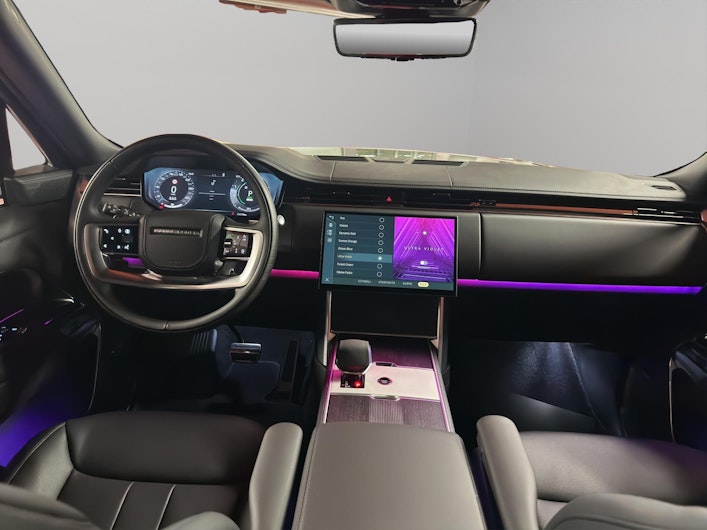 Vehicle image LAND ROVER RANGE ROVER