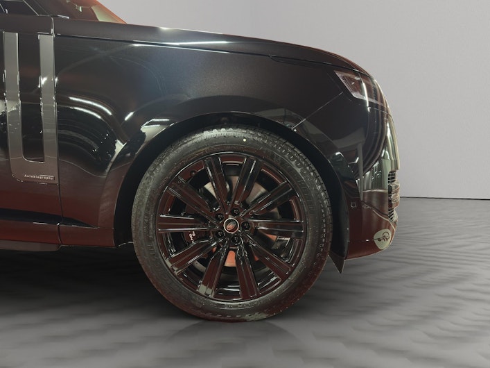 Vehicle image LAND ROVER RANGE ROVER