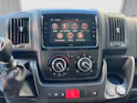 Peugeot Boxer Kaw. 335 L2H2 Verglast 2.2 BlueHDi 140 S/S