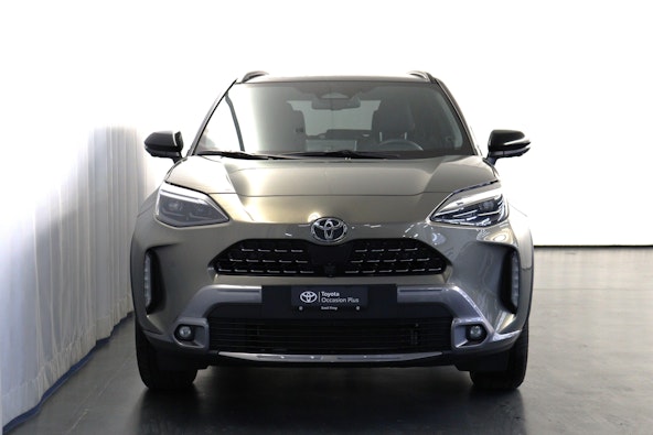 Vehicle image 10
