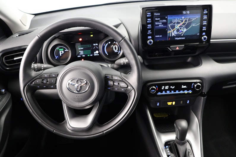 Vehicle image TOYOTA YARIS