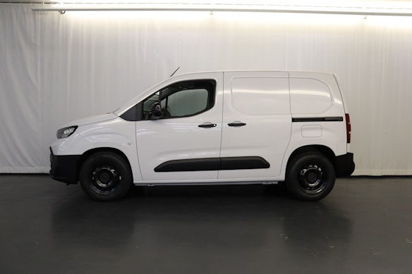 TOYOTA PROACE CITY Van L1 52KWh Active 3