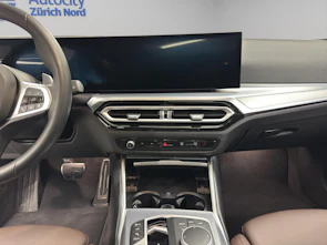 Fahrzeugbild BMW 330i xDrive Touring SAG