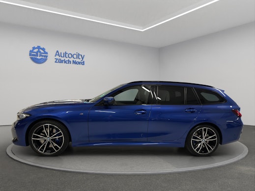 BMW 330i xDrive SAG Touring 2