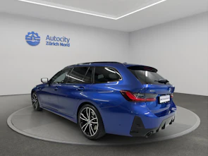 Fahrzeugbild BMW 330i xDrive Touring SAG