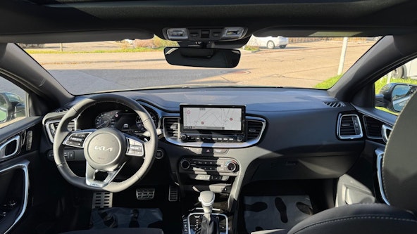 Vehicle image 12 Vehicle image 12