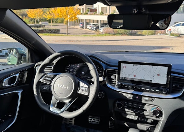 Vehicle image 13 Vehicle image 13