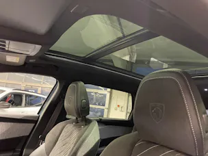 Peugeot 5008 1.2 Hybrid GT