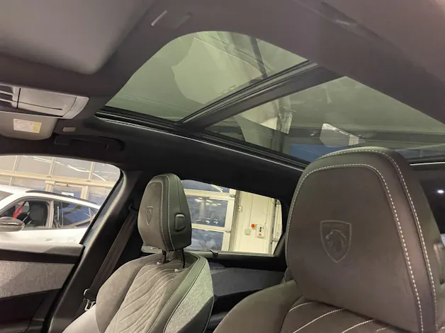 Peugeot 5008 1.2 Hybrid GT