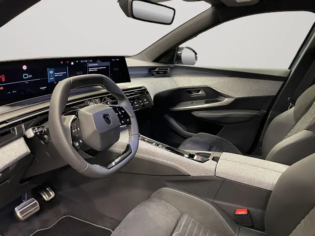 Peugeot 5008 1.2 Hybrid GT