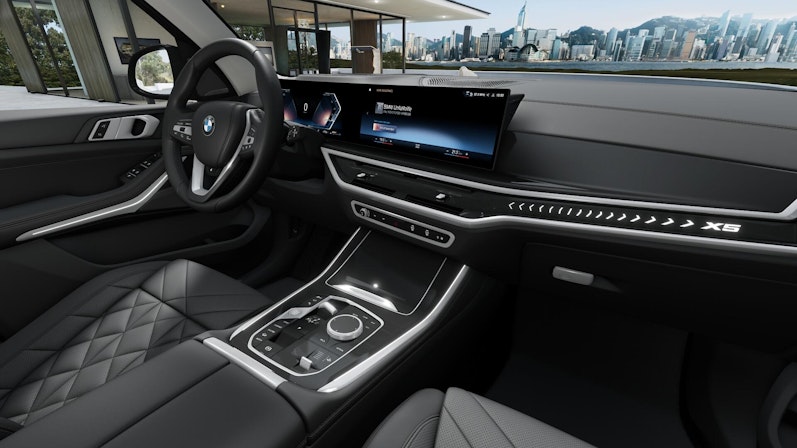 Vehicle image BMW X5