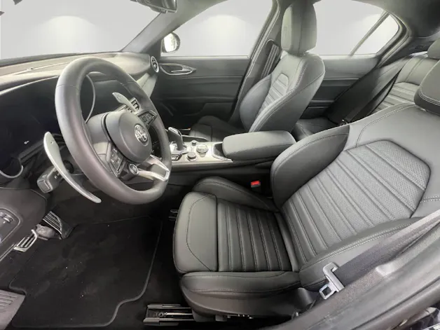 Alfa Romeo Giulia 2.0 Q4 Sprint Edition