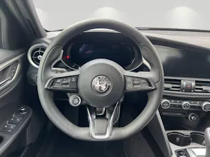 Alfa Romeo Giulia 2.0 Q4 Sprint Edition