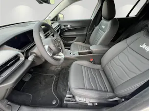 Jeep Avenger 1.2 MHEV Summit