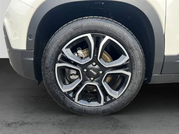 Jeep Avenger 1.2 MHEV Summit