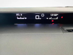 https://vehicle.imgix.net/3845437/45af81aa-30dc-4356-84fa-37da928f4e18.jpg