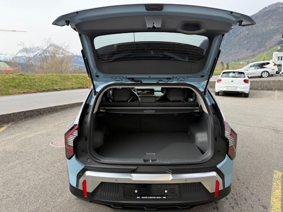 Vehicle image 8 Vehicle image 8