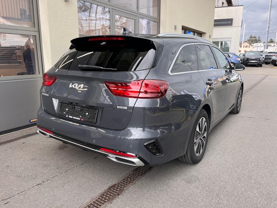 Vehicle image 11 Vehicle image 11