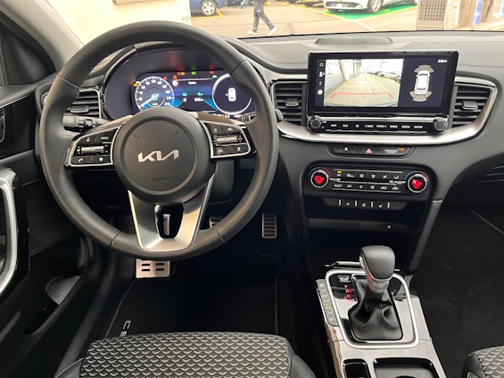 Vehicle image 21 Vehicle image 21