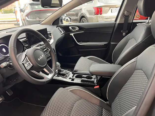 Kia Ceed SW 1.6 GDi Plug-in Hybrid Style